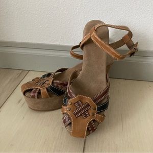 Vintage American Eagle platform sandals | size 10